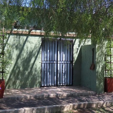 Die Windpomp Gastehuis Beaufort West Εξωτερικό φωτογραφία
